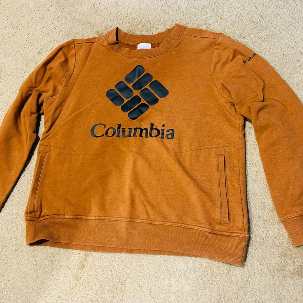 Columbia Camel Crewneck Sweater
